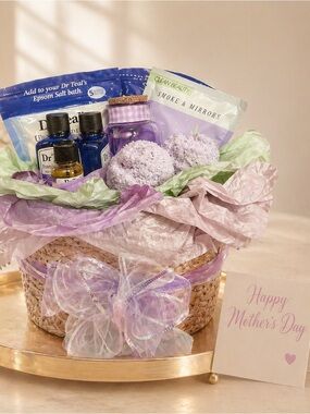 Dr. Teal’s Lavender Therapeutic Spa Gift Basket